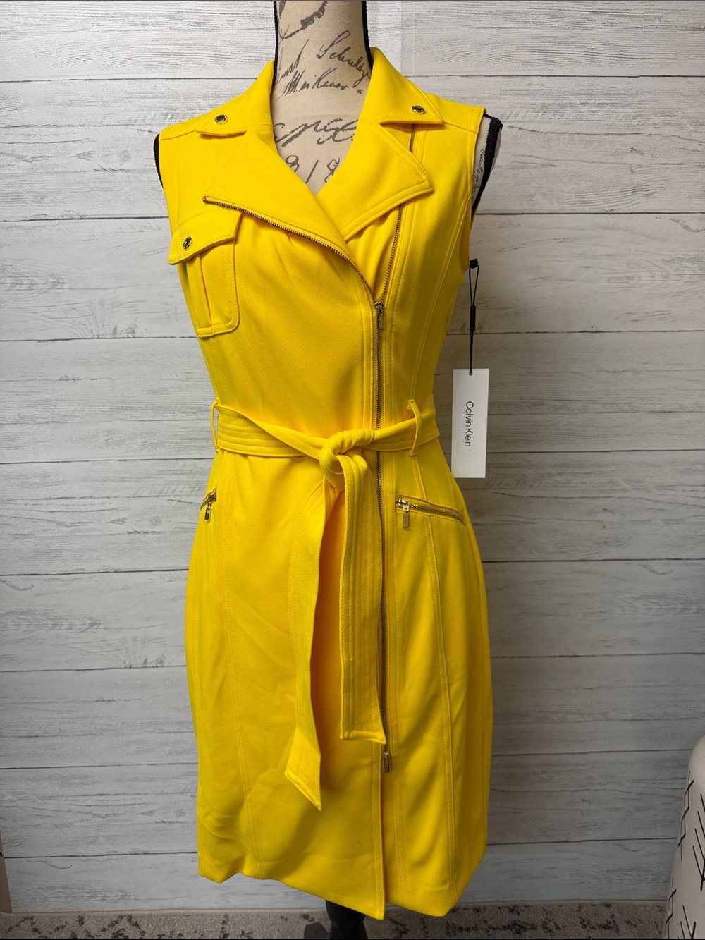NWT Calvin Klein Yellow Sleeveless Belted Zip-Front Stretch Crepe Moto Dress